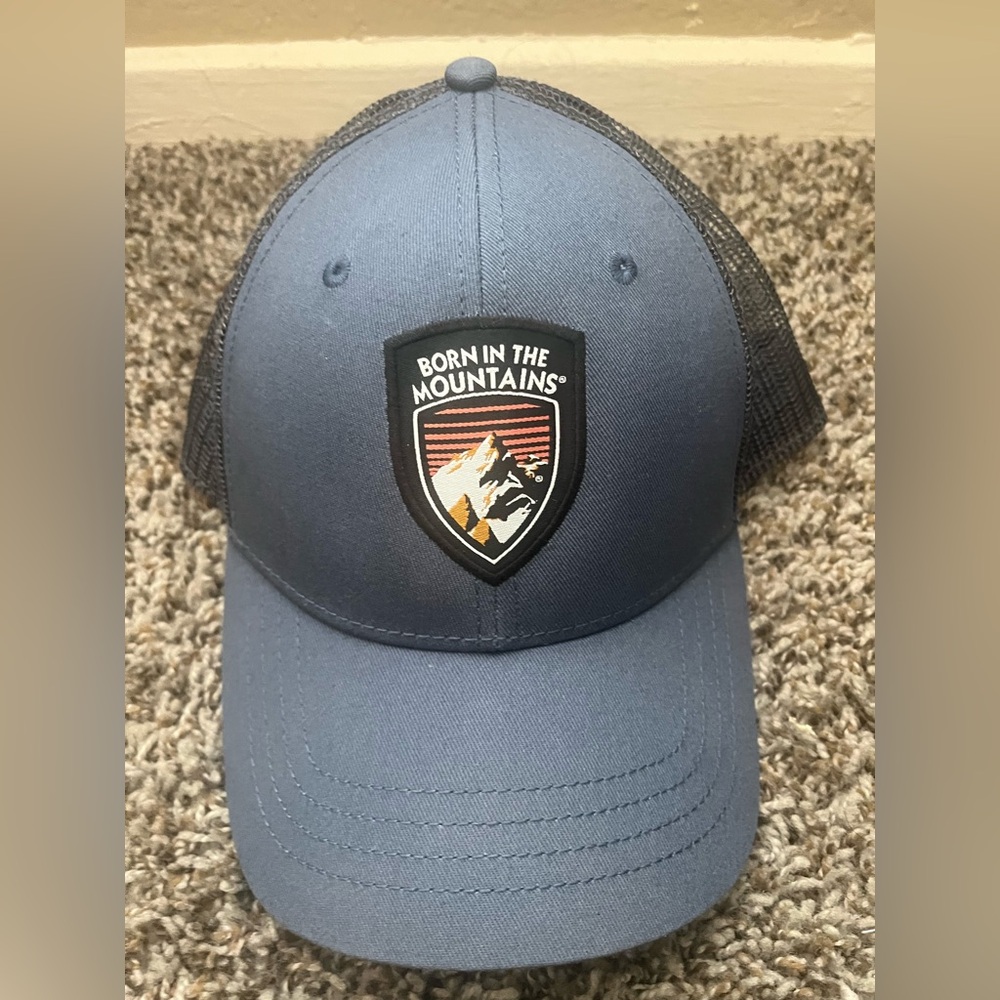 Kuhl Black Mesh Cap trucker